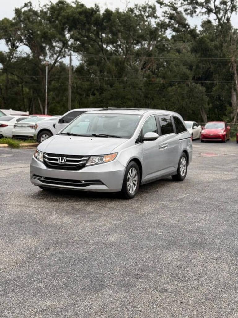 2014 Honda Odyssey EX-L's photo