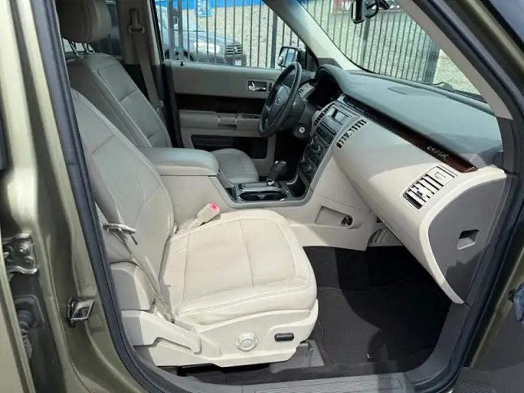 2012 Ford Flex Limited - Photo 6
